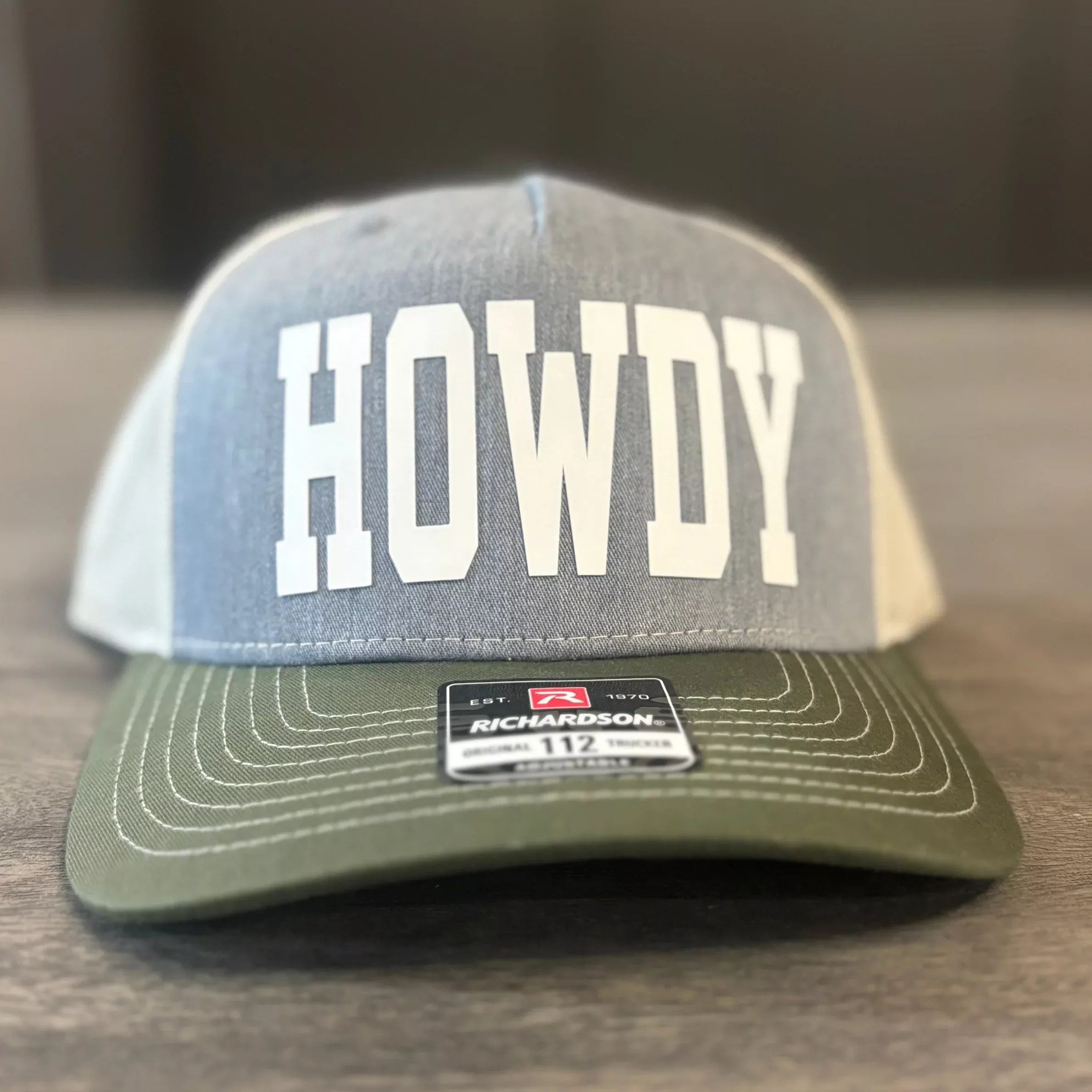 “Howdy” Richardson Trucker Hat – Gray, Army Green & White Western Snapback