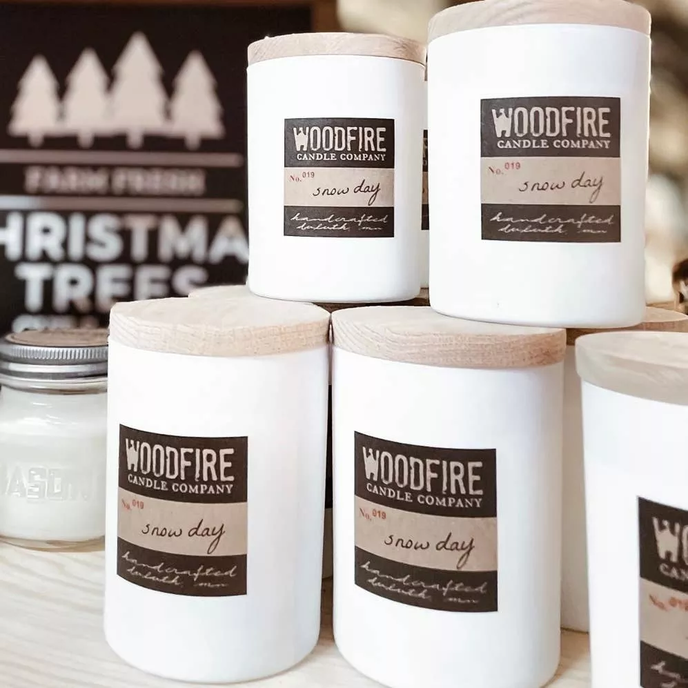 White Wood Wick Soy Candle - Holiday Scents