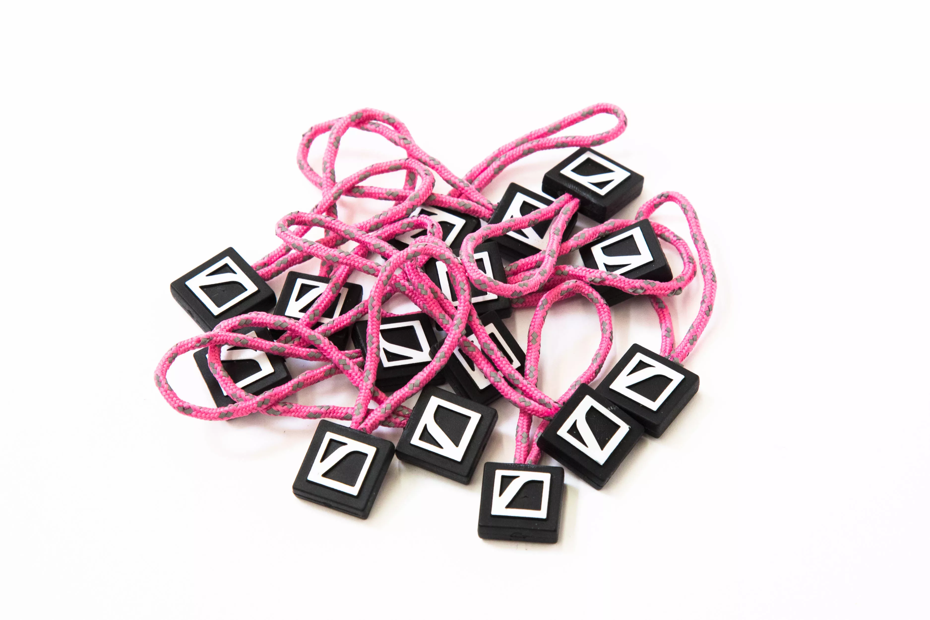 Zipper pulls - pink